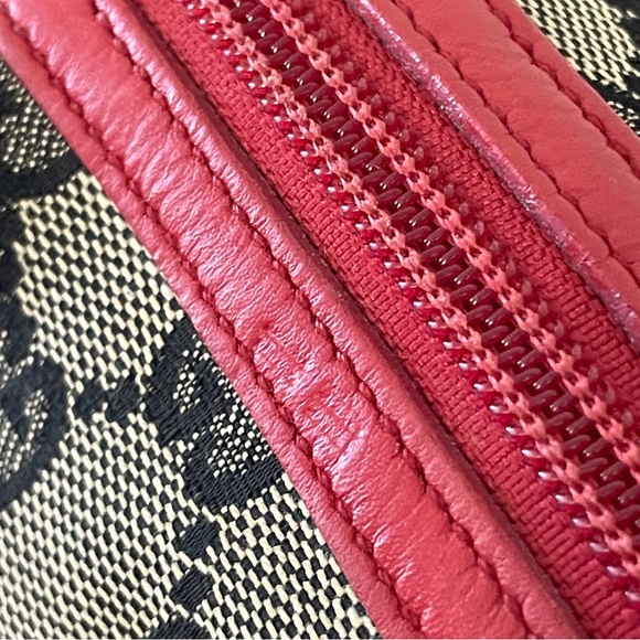 ❤️SOLD❤️Gucci navy blue monogram canvas red leather small cosmetic zip pouch - Picture 8 of 12